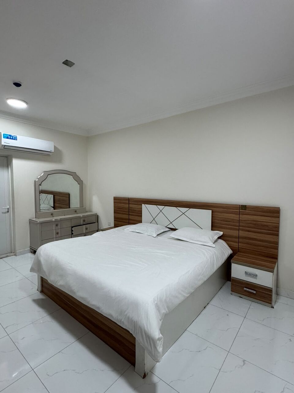 Jubail, Apartments, Flats, Houses & Villas, 2BHK FULLY FURNISHED AND UNFURNISHED BRAND NEW FLATS AVILABLE