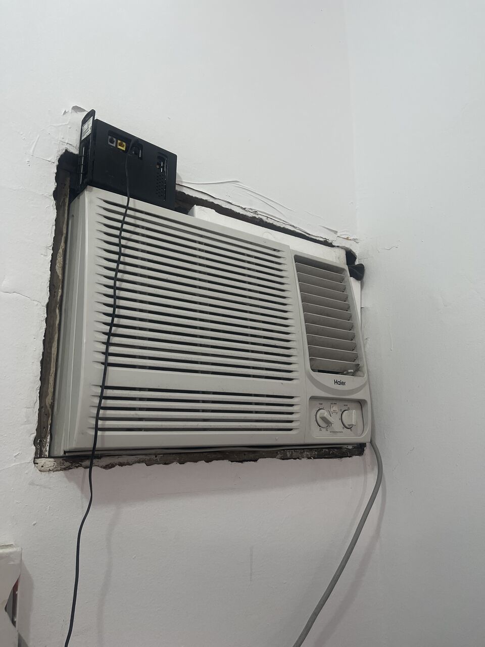 Dammam, Air Conditioners, SAR 700,  Gud As New