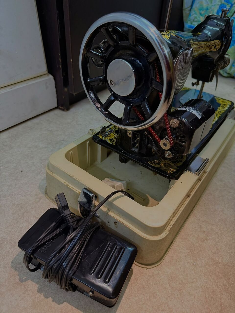 Hara, Household Items, SAR 250,  Sewing Machine With Motor For Sale