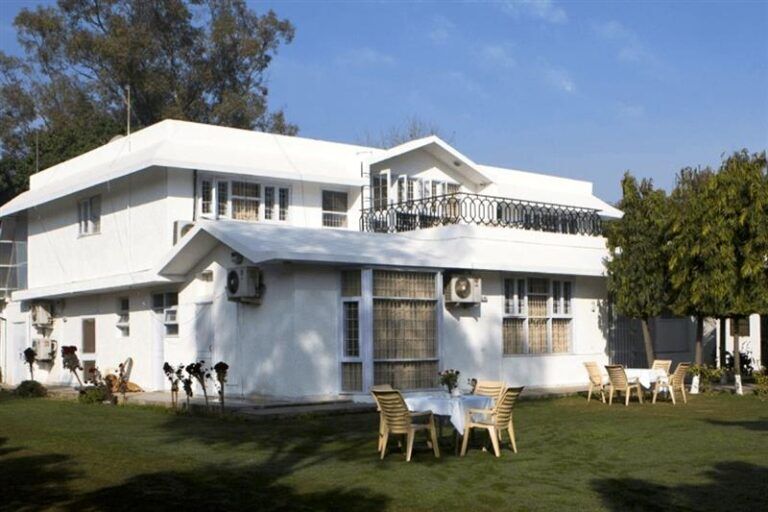 Faridabad, Health, Luxury Rehab Centres In India | Premium De-Addiction Care