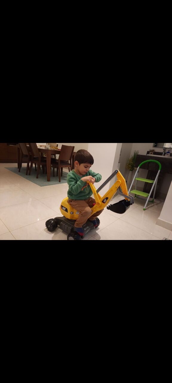 Riyadh, Baby & Kid Stuff, SAR 300,  Digger