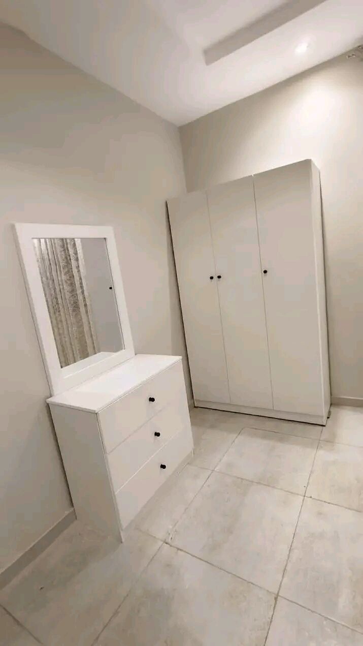 Jeddah, Furniture, SAR 1,  Brand New Stylish Dressing Table And Wardrobe Available