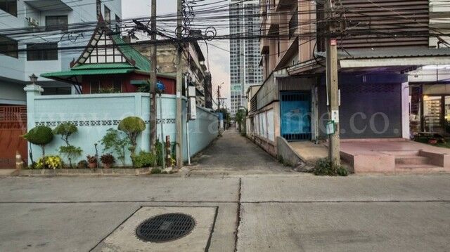 Bangkok, Real Estate For Sale, THB 5790000,  6 BR,  80 Sq. Feet,  Reserve Quickly, Land 80 Sq M, Soi Phetkasem 39, Near Seacon Bang Khae, Next To MRT Phasi