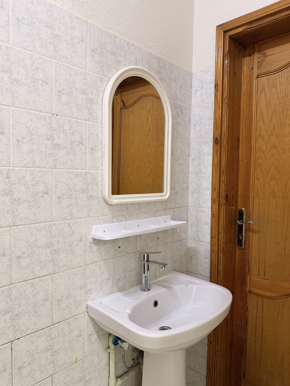 Jubail, Rooms for Rent, SAR 1000/month,  Furnished,  Furnished 1 BR For Single Executive Bachelor Without Kitchen