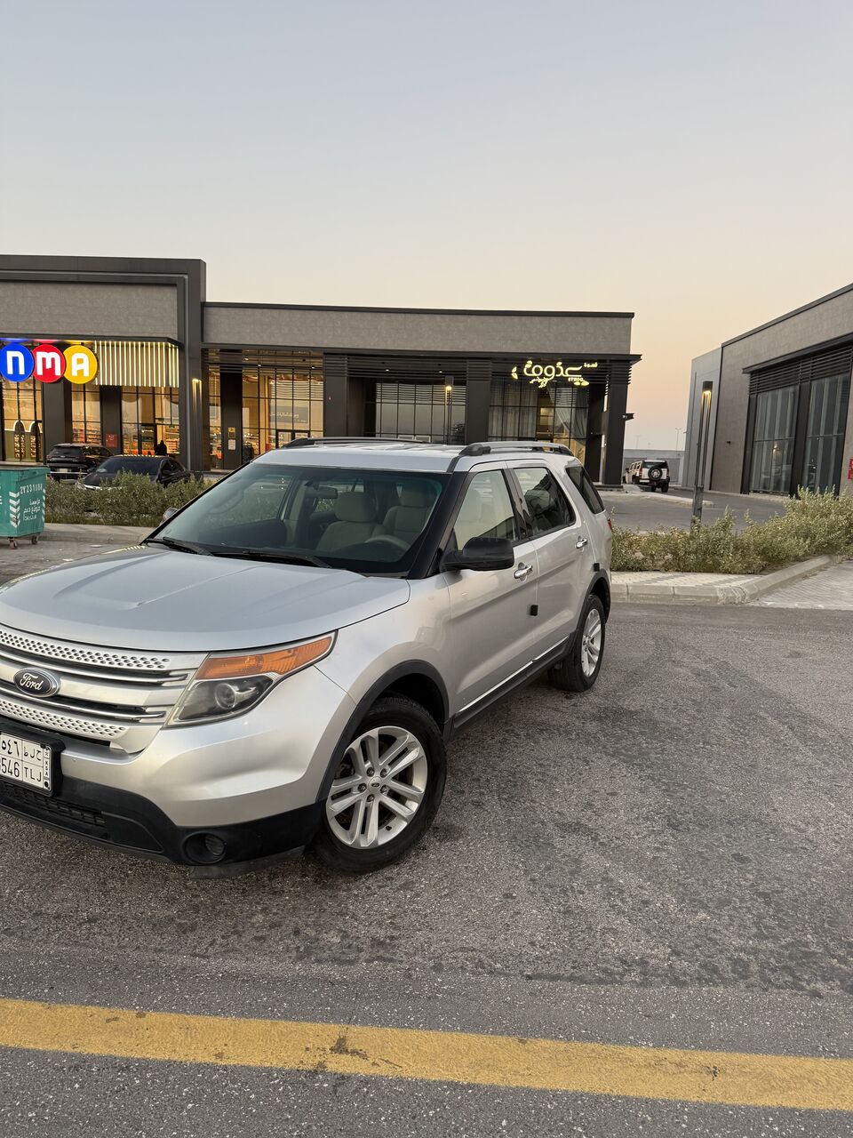 Dammam, Vehicles, Cars & Trucks , SAR 29000,  Ford Explorer 2015,  2015,  Automatic,  300 KM,