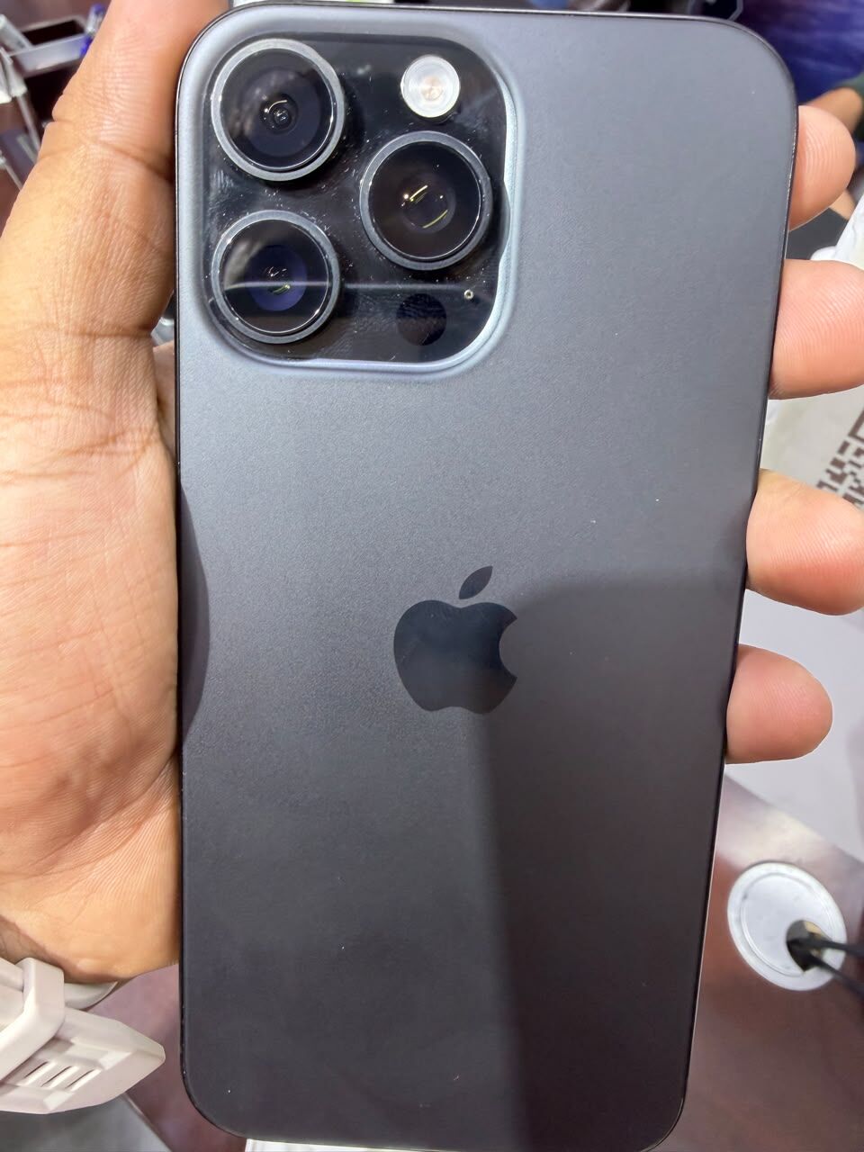 Jeddah, Mobile Phones, SAR 3350,  🔥 IPhone 16 Pro Max 256GB | 92% Battery Health | Excellent Condition