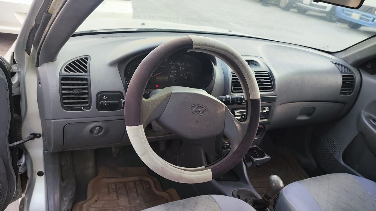 Al Murabba, Vehicles, Cars & Trucks , SAR 8000,  Hyundai Accent,  2005,  Manual,  320000 KM,    Car -  For Sale In HARA
