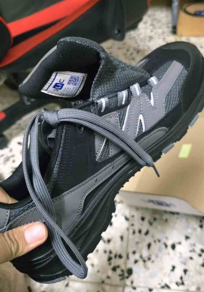 Yanbu, Clothing & Accessories, SAR 170,  Brand New Safety Shoes, Size 45, SLIC Company......حذاء سلامة جديد، مقاس 45، شركة SLIC.