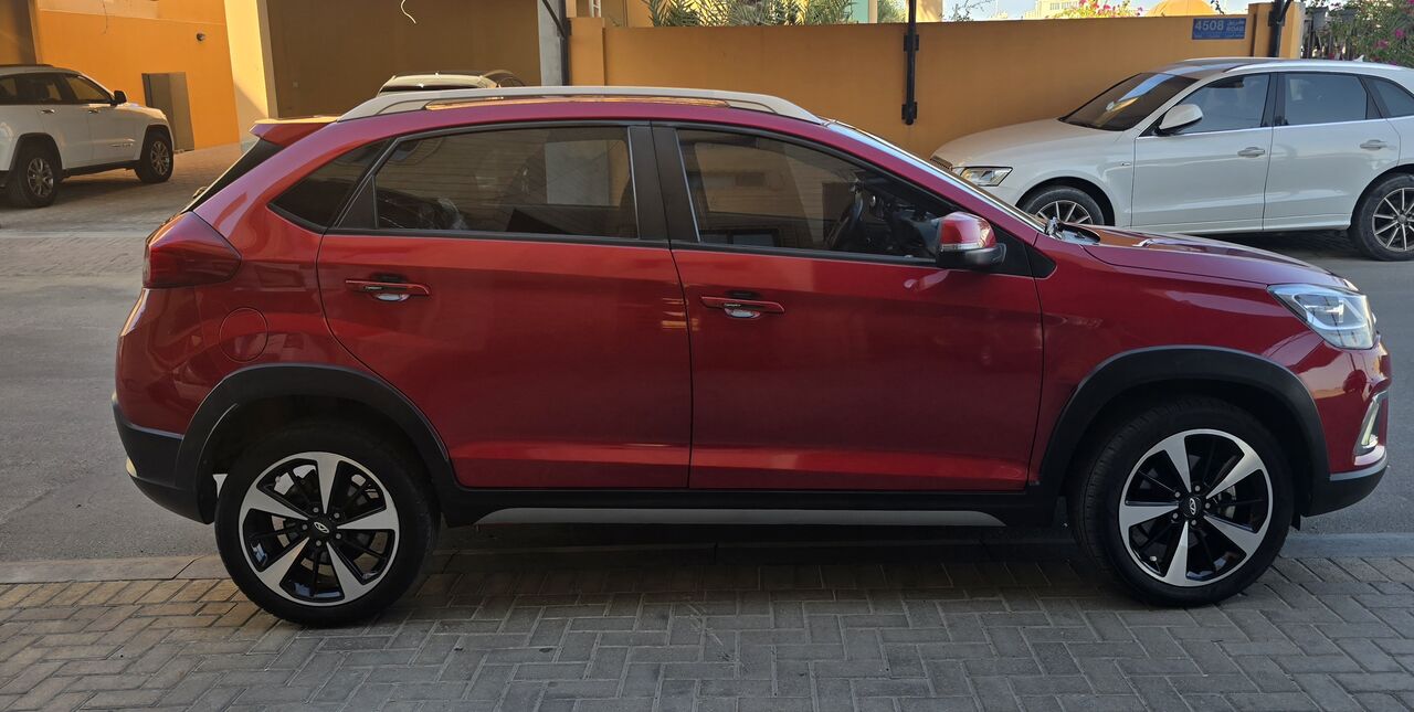 Hidd, Vehicles, Cars & Trucks , BHD 3000,  Cherry Tiggo 2,  2022,  Automatic,  48000 KM,   For Sale (lady Driven)