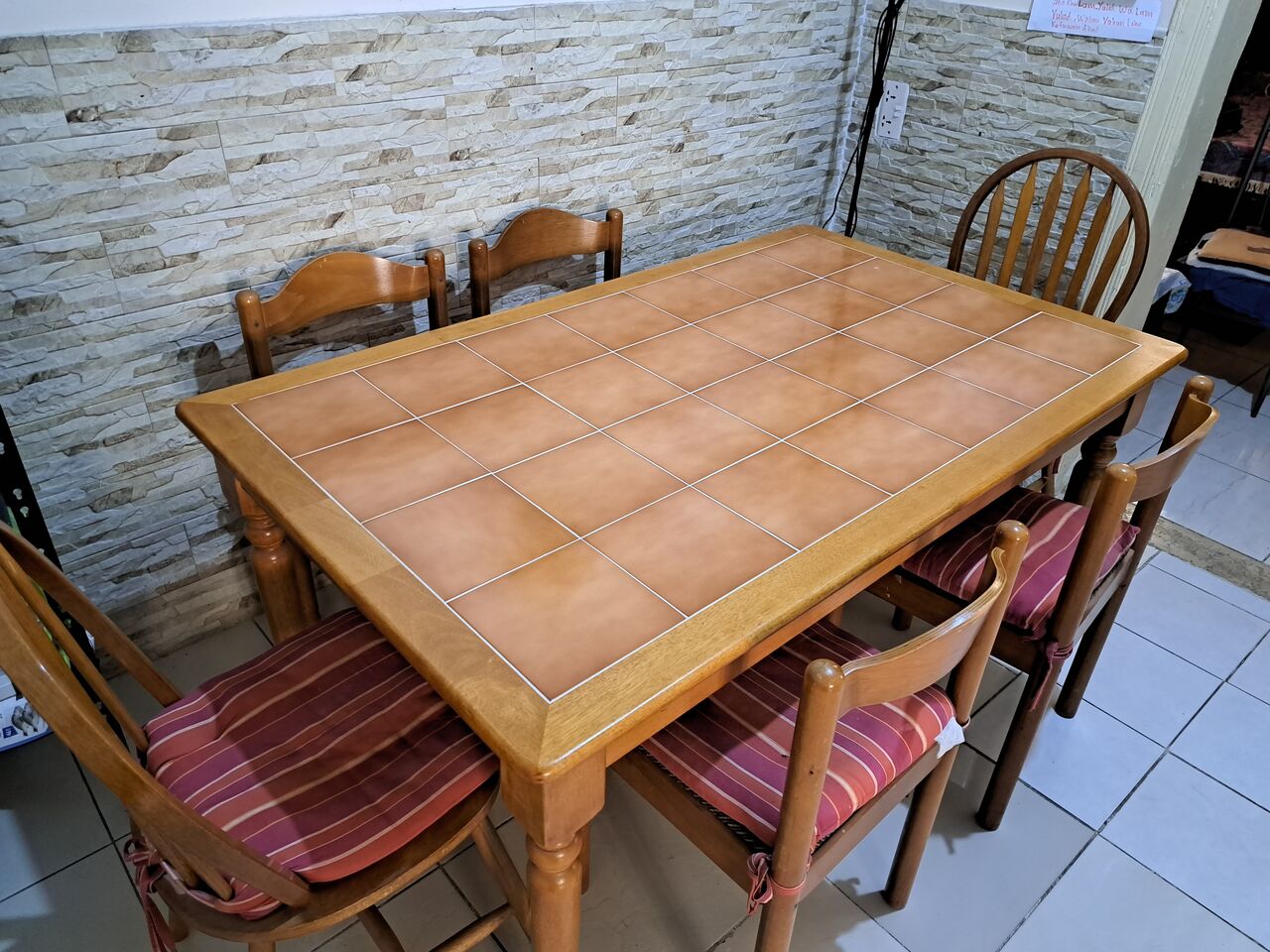 Bani Malik, Furniture, SAR 500,  6 Seater Pure Wooden Dining Table With 6 Chairs