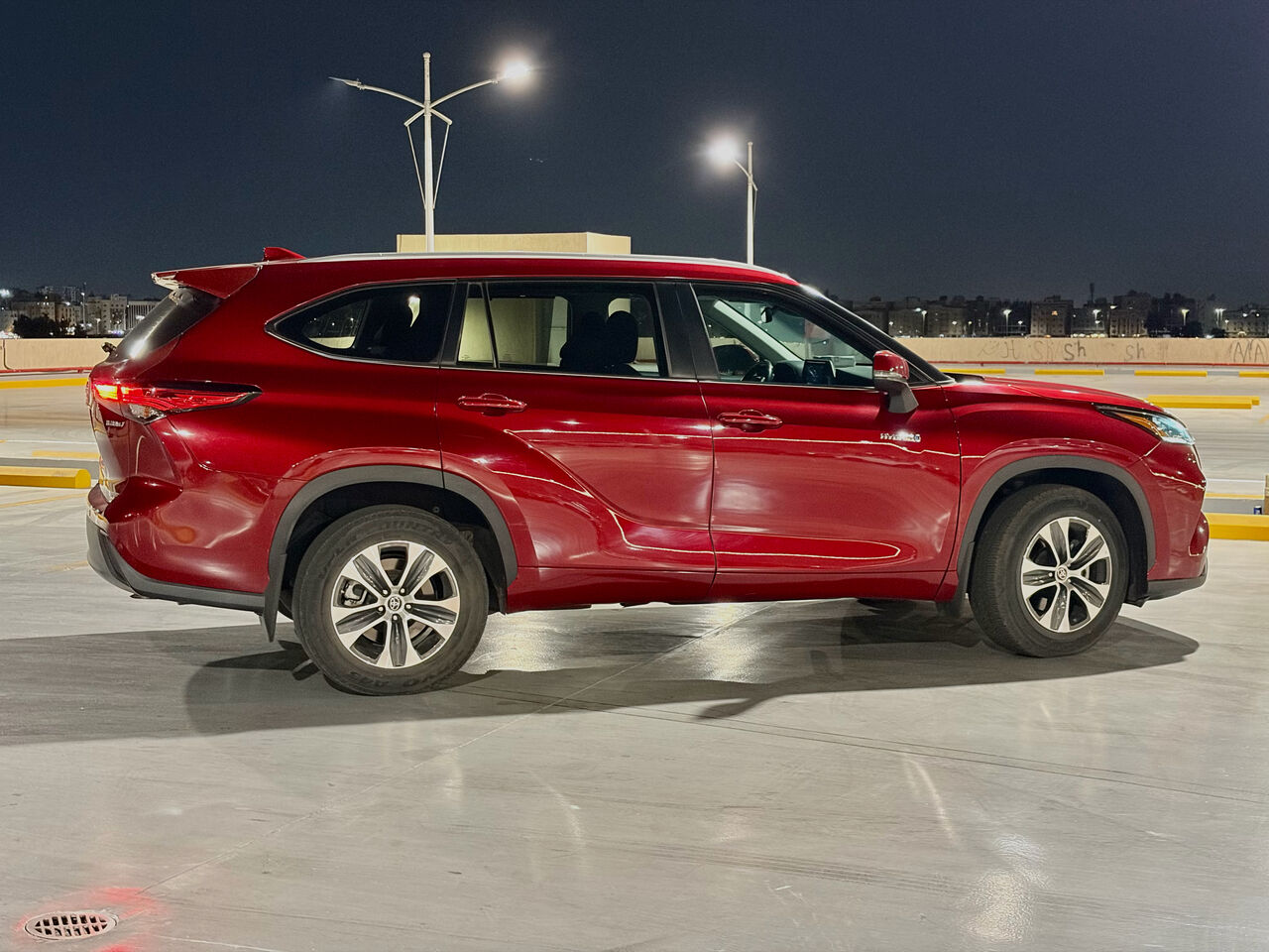 Jeddah, Vehicles, Cars & Trucks , SAR 130000,  Toyota Highlander,  2023,  Automatic,  739000 KM,  Perfect Mint Condition