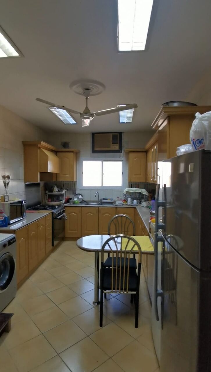 Salmaniya, Rooms for Rent, BHD 120/month,  Spacious Furnished Bedroom With Large Separate Toilet Near Salmaniya Hospital