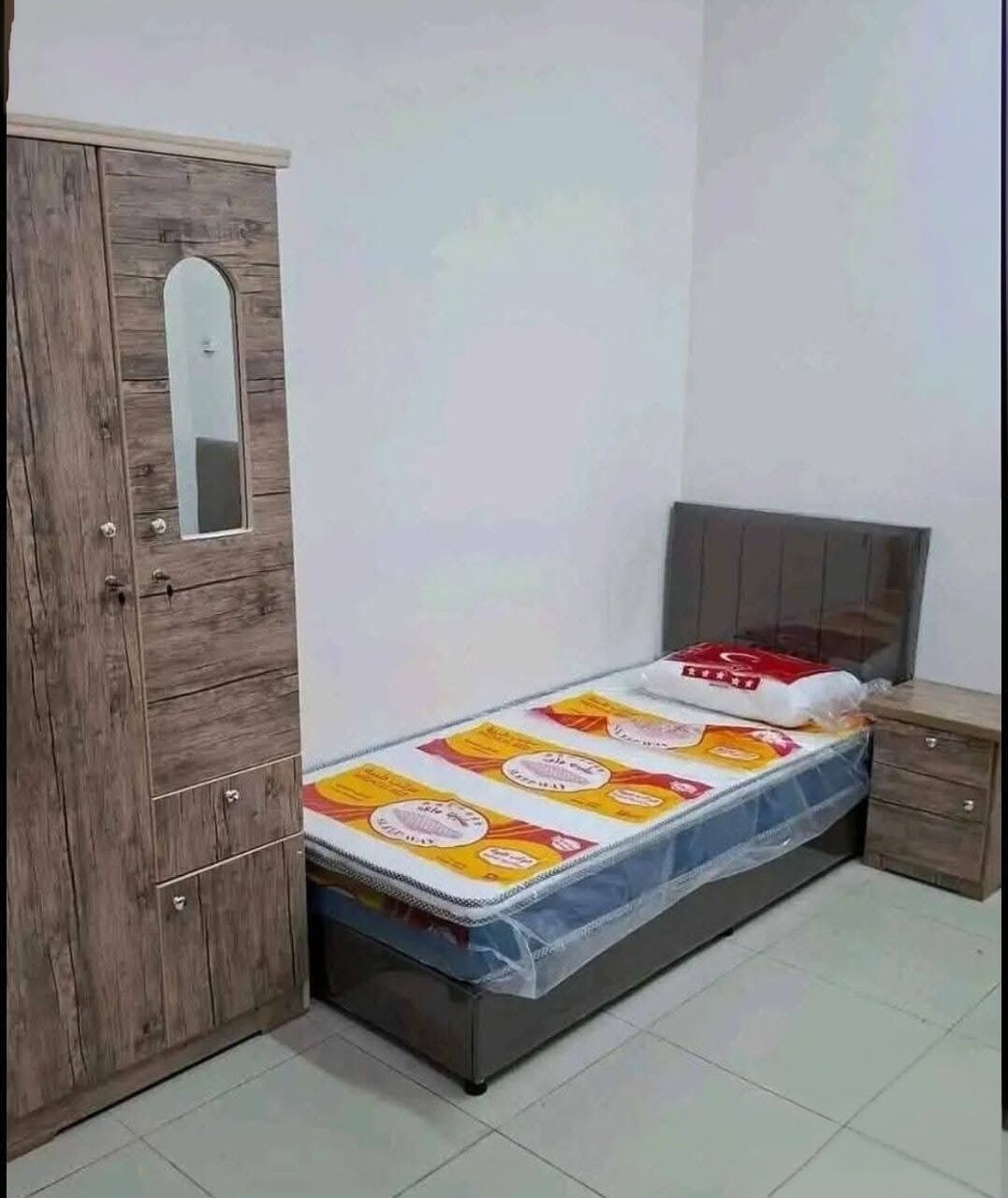 Riyadh, Furniture, SAR 250,  Single Size Bed Frame And Mattress