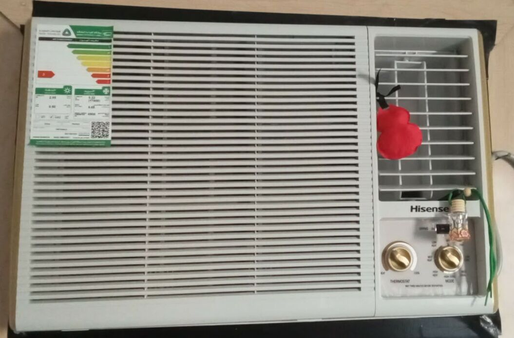 Al Malaz, Air Conditioners, SAR 300,  We Are Looking For Sale Split AC And Window AC Reasonable Price