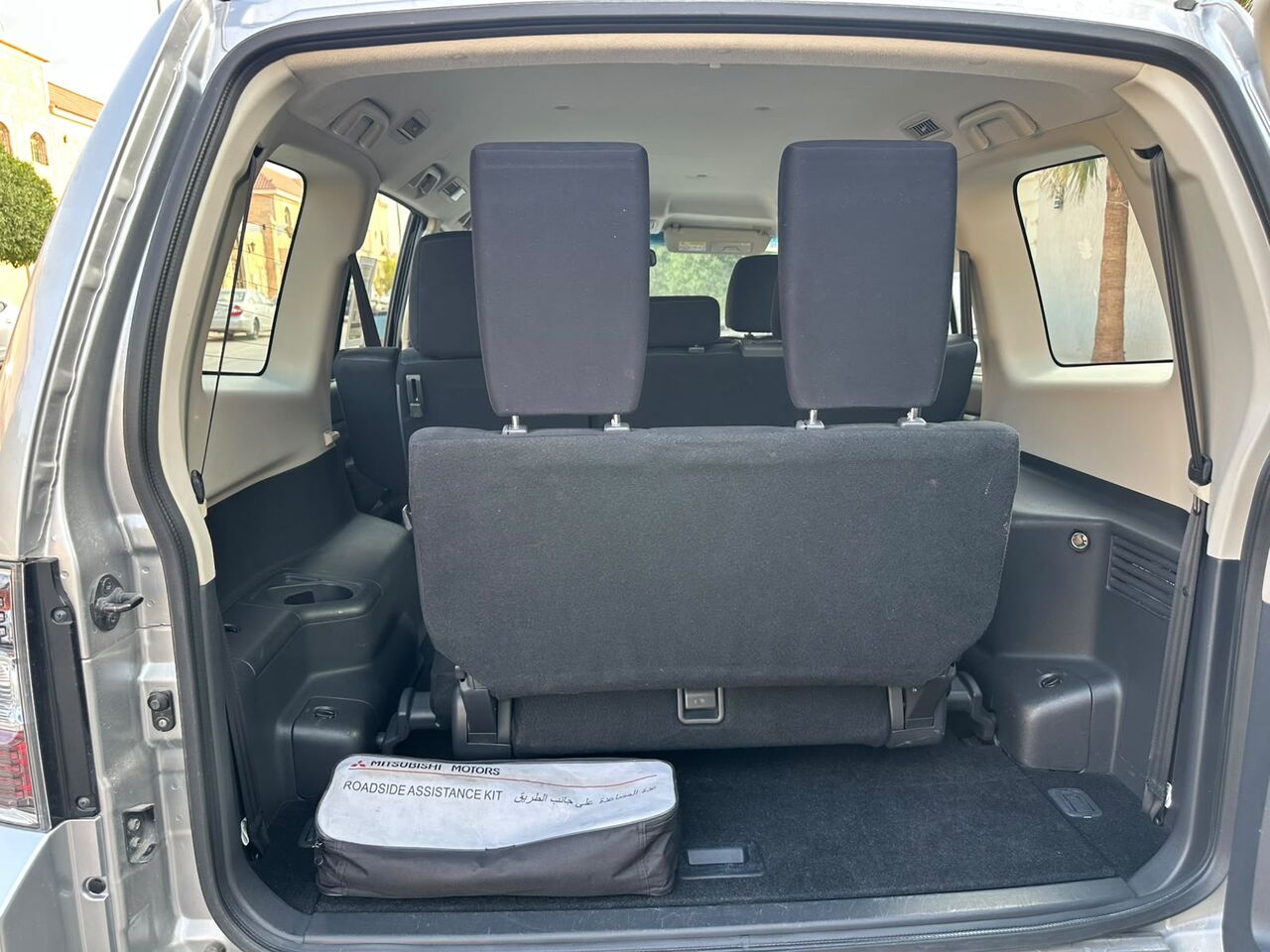 Riyadh, Vehicles, Cars & Trucks , SAR 78000,  Mitsubishi Pajero XLT,  2022,  Automatic,  73000 KM,   Mitsubishi Pajero GLS Mid Option With 4x4 For Sales Accident Free 1st Owner