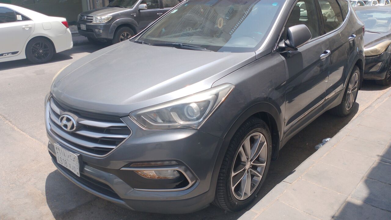 Khobar, Vehicles, Cars & Trucks , SAR 55000,  Hyundai Santa Fe,  2018,  Automatic,  150000 KM,  Santa Fe 3.3L