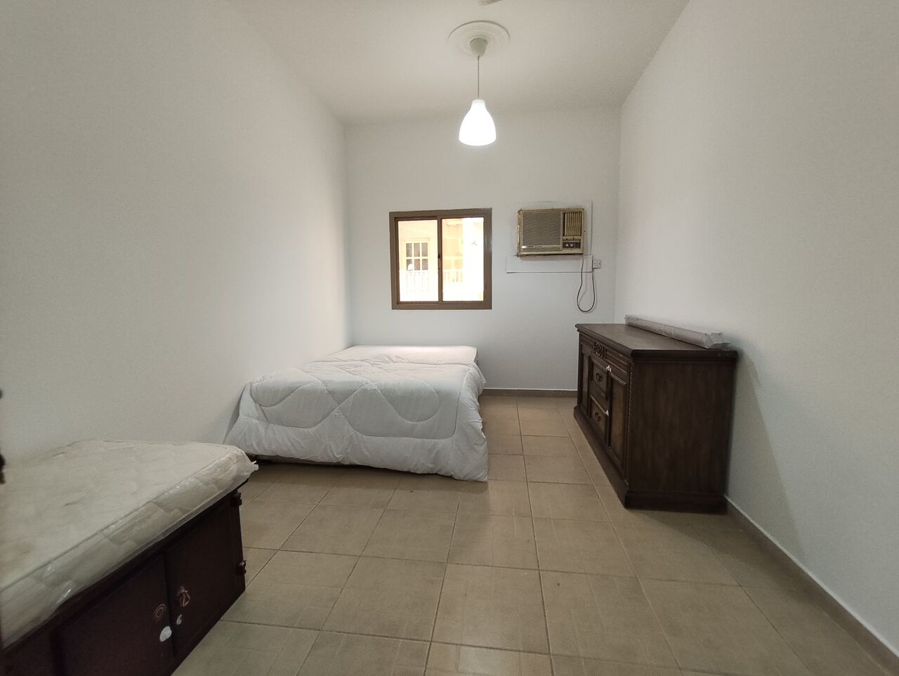 Diraz, Apartments, Flats, Houses & Villas, BHD 150/year,  1 BR,  Diraz:- Furnished Studio Flat On Rent With Unlimited Ewa..