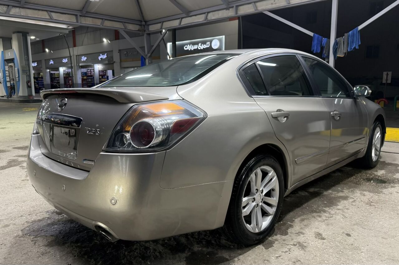 Dammam, Vehicles, Cars & Trucks , SAR 16000,  Nissan Altima Full Option,  2011,  Automatic,  262000 KM,  For Sale Nissan Altima 2.5 S
