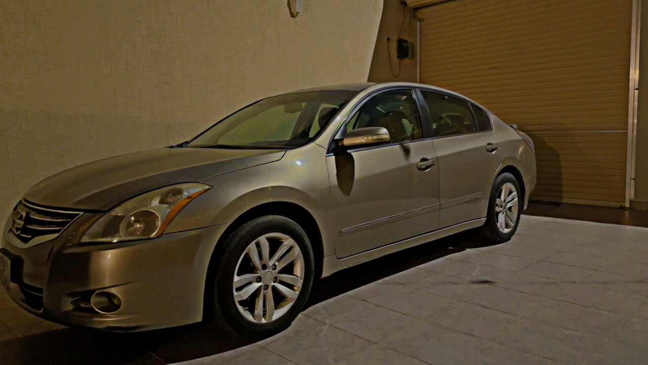 Dammam, Vehicles, Cars & Trucks , SAR 16000,  Nissan Altima Full Option,  2011,  Automatic,  262000 KM,  For Sale Nissan Altima 2.5 S