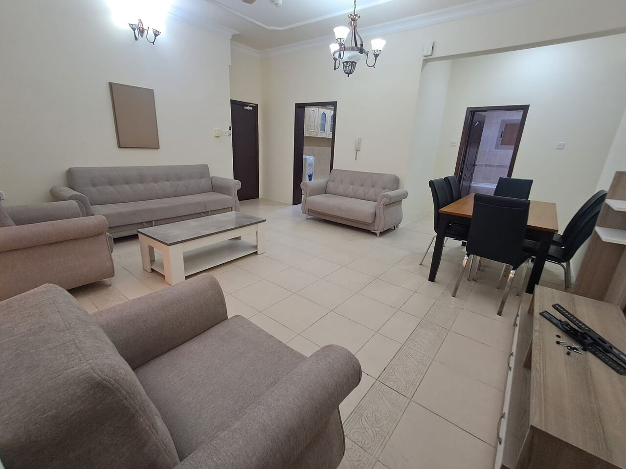 Kabul, Apartments, Flats, Houses & Villas, AFN 430/year,  2 BR,  Gorgeous Fully Furnished 1 Bhk Flat At Mahooz Just For 430 Bhd