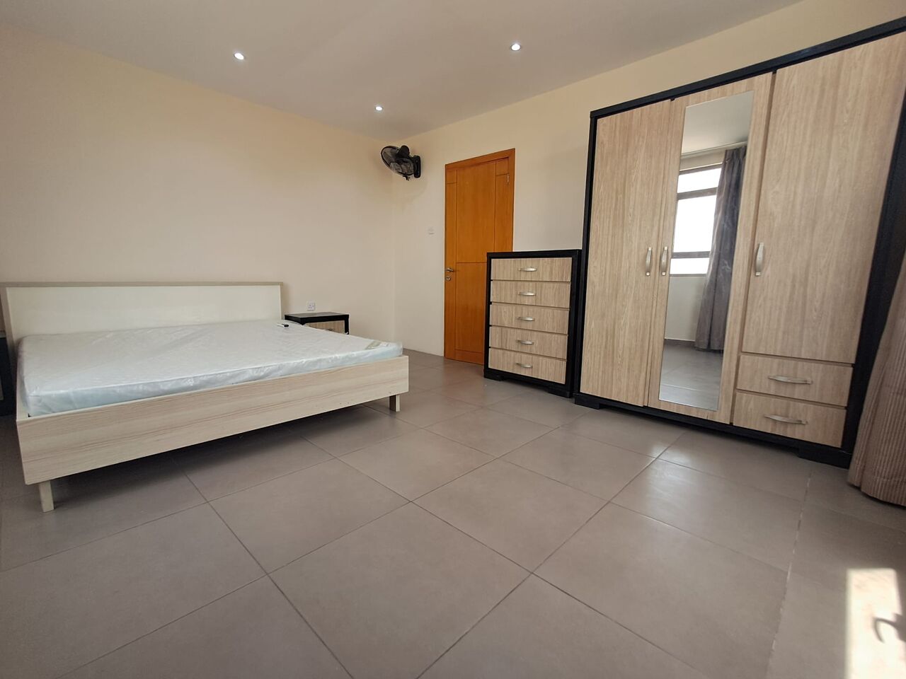 Kabul, Apartments, Flats, Houses & Villas, AFN 250/year,  Furnished,  2 BR,  Gorgeous Fully Furnished 1 Bhk Flat At Mahooz  Just For 250 Bhd