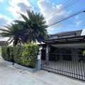 THB 8500000,  3 BR,  47 Sq. Feet,  Urgent Sale, 2-story Detached House, Unrak Village, Soi Nakniwat 15, Near Central