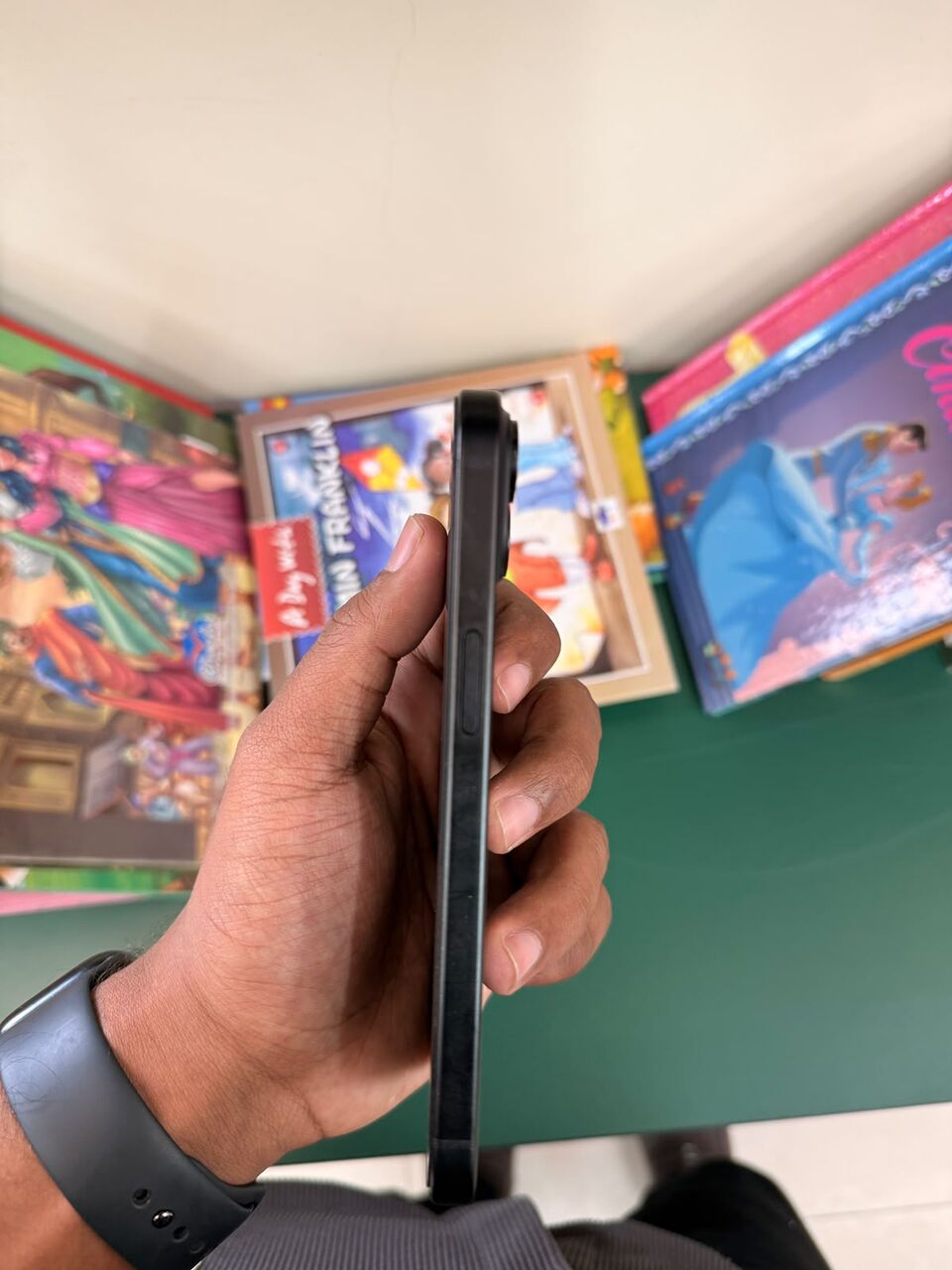 Riyadh, Electronics, SAR 1600,  IPhone 15 For Sale 128 GB Excellent Condition With Box And Bill Purchased From Jarir