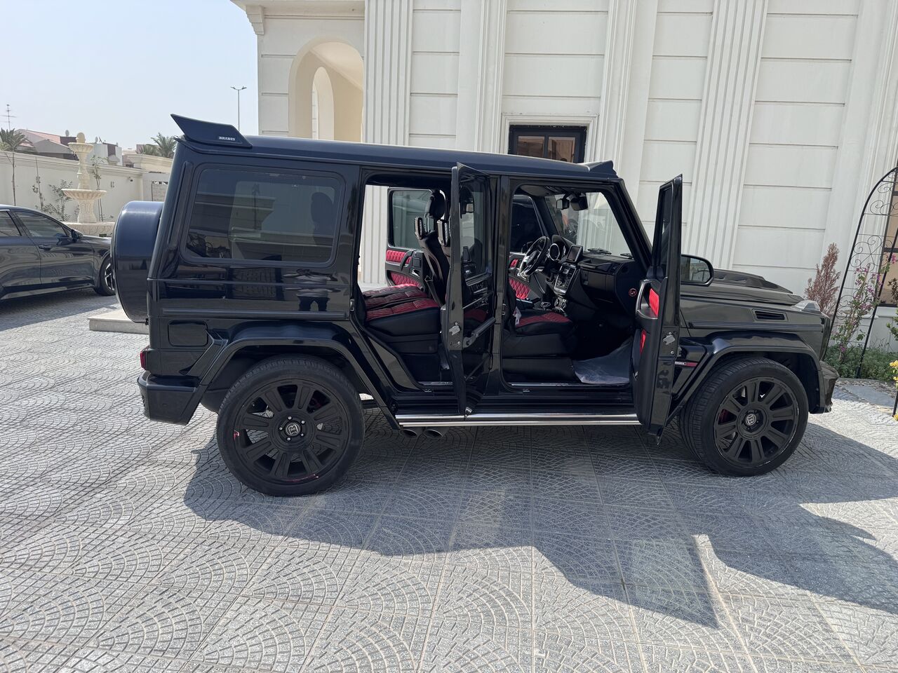 Khobar, Vehicles, Cars & Trucks , SAR 250000,  Mercedes Benz G63,  2016,  Automatic,  165000 KM,   G63 Renewed To 2024 Brabus By 70000 Riyals And Has 165k Kilos No Previous Accidents