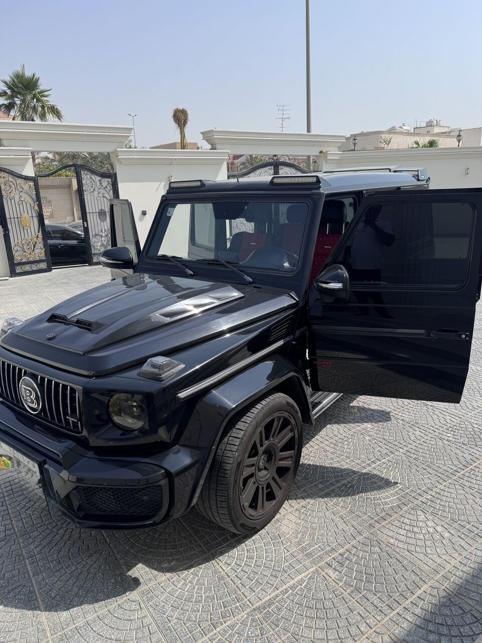 Khobar, Vehicles, Cars & Trucks , SAR 250000,  Mercedes Benz G63,  2016,  Automatic,  165000 KM,   G63 Renewed To 2024 Brabus By 70000 Riyals And Has 165k Kilos No Previous Accidents