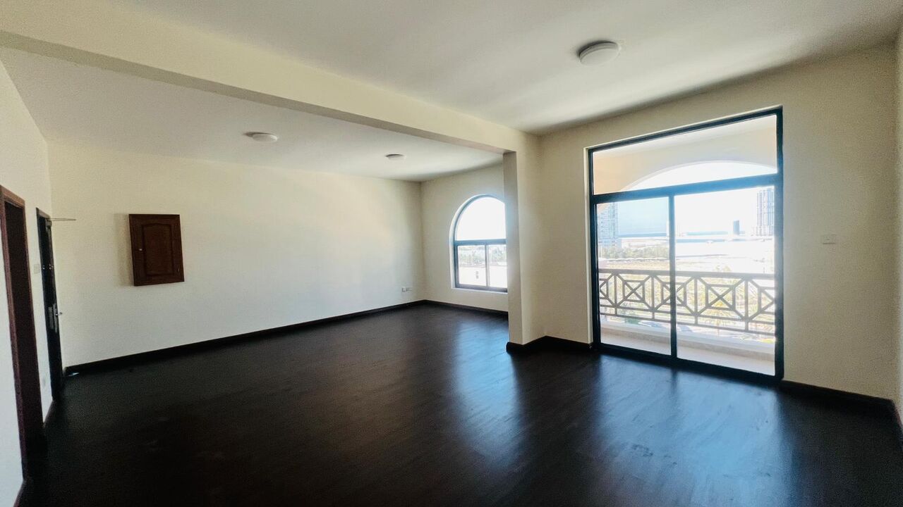 Al Seef, Offices, BHD 350,  121 Sq. Meter,  BUDGET OFFICE FOR RENT IN SEEF