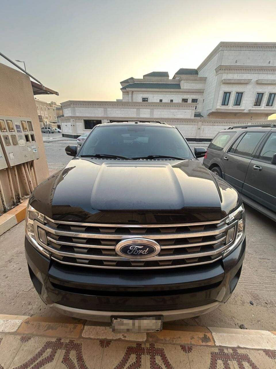Jubail, Vehicles, Cars & Trucks , SAR 92000,  Ford Expedition XLT,  2019,  166000 KM,  Ford Expedition  (2x4) 166k