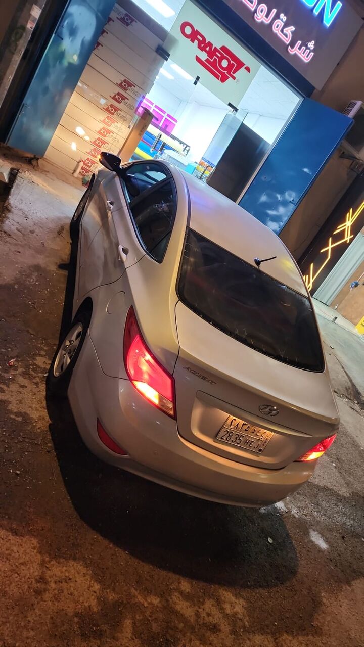 As Sulayyil, Vehicles, Cars & Trucks , SAR 25000,  Hyundai Accent,  2015,  Automatic,  298535 KM,     TRANSMISSION,HIGH VALUE,AFFORDABLE