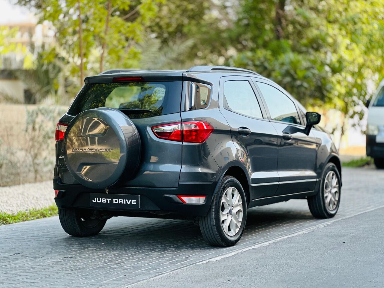 Segaya, Vehicles, Cars & Trucks , BHD 2750,  Ford Ecosport,  2017,  Automatic,  99000 KM,    MODEL WELL MAINTAINED COMPACT SUV CALL OR WHATSAPP ON 35400768,33665080
