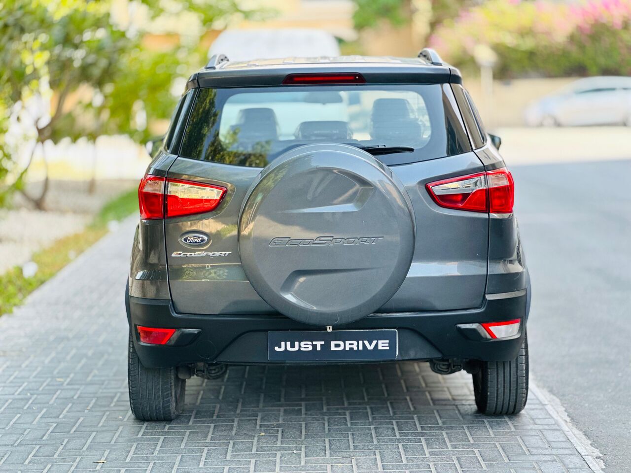 Segaya, Vehicles, Cars & Trucks , BHD 2750,  Ford Ecosport,  2017,  Automatic,  99000 KM,    MODEL WELL MAINTAINED COMPACT SUV CALL OR WHATSAPP ON 35400768,33665080
