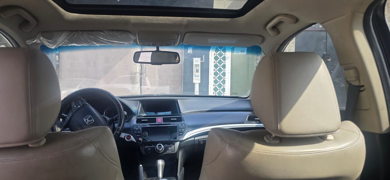 Riyadh, Vehicles, Cars & Trucks , SAR 35000,  Honda Accord Crosstour,  2013,  Automatic,  140000 KM,  Honda Crosstour  V6 Full Option &ndash; Genuine 140k KM &ndash; Excellent Condition - Family Vehic