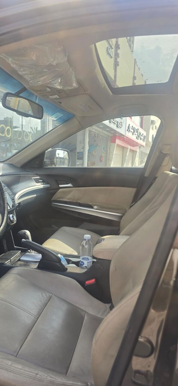 Riyadh, Vehicles, Cars & Trucks , SAR 35000,  Honda Accord Crosstour,  2013,  Automatic,  140000 KM,  Honda Crosstour  V6 Full Option &ndash; Genuine 140k KM &ndash; Excellent Condition - Family Vehic