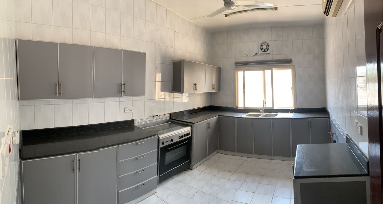 Mahooz, Apartments, Flats, Houses & Villas, BHD 400/month,  3 BR,  250 Sq. Meter,  Mahooz Area 3 Bedroom Apartment Available For Rent