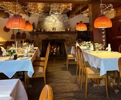 Calgary, Business, Discover The Best Lake Louise Dining Experience In The Rockies