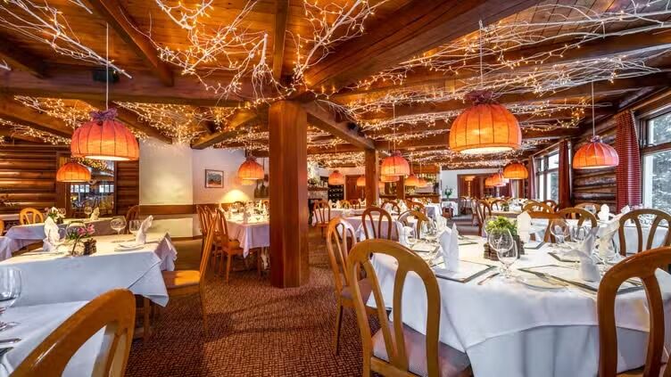 Calgary, Business, Discover The Best Lake Louise Dining Experience In The Rockies