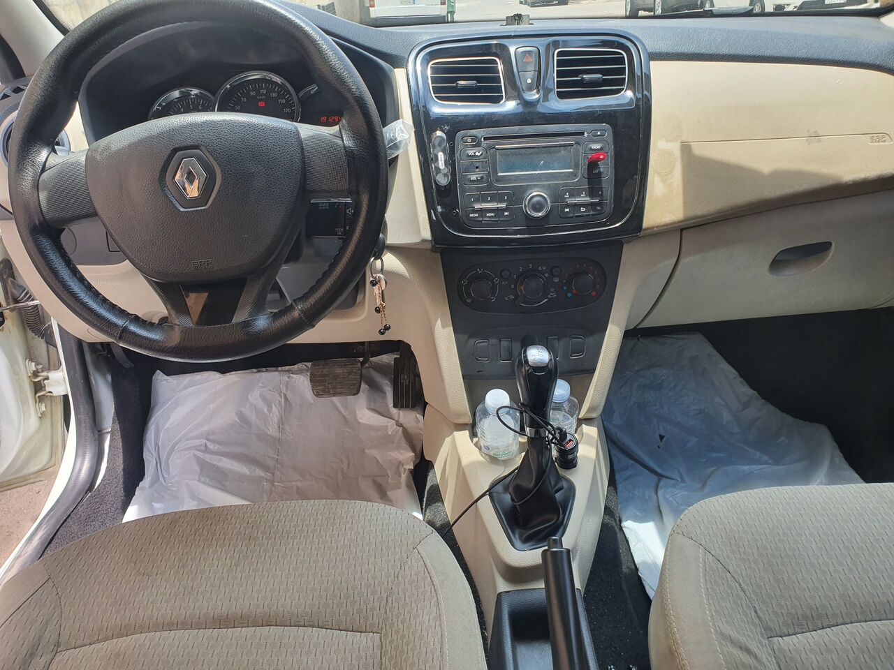 Riyadh, Vehicles, Cars & Trucks , SAR 11500,  Renault Symbol,  2016,  Automatic,  191000 KM,