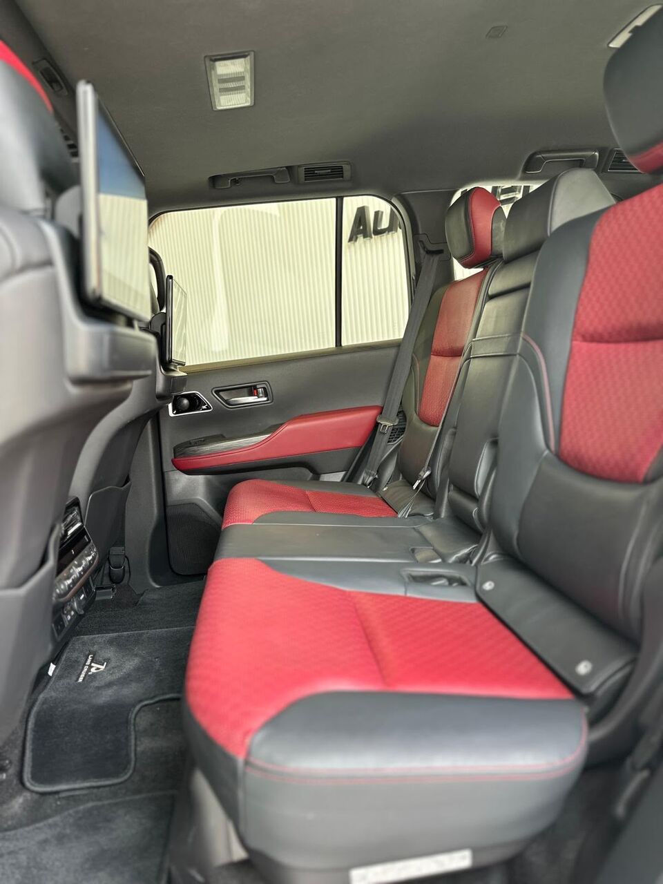 Riffa, Vehicles, Cars & Trucks , BHD 28700,  TOYOTA LAND CRUISER GR SPORT TWIN TURBO 2022 WHITE,  2022,  Automatic,  59000 KM,