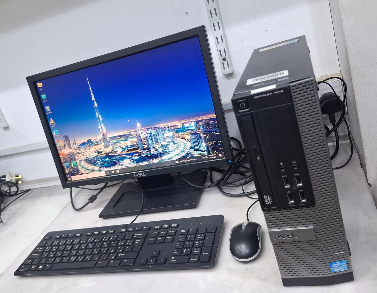 Muharraq, Electronics, BHD 30,  Best Offer DELL Core I5 Computer Set DELL 19" Wide Monitor Special Lowest Price 30-BD Only