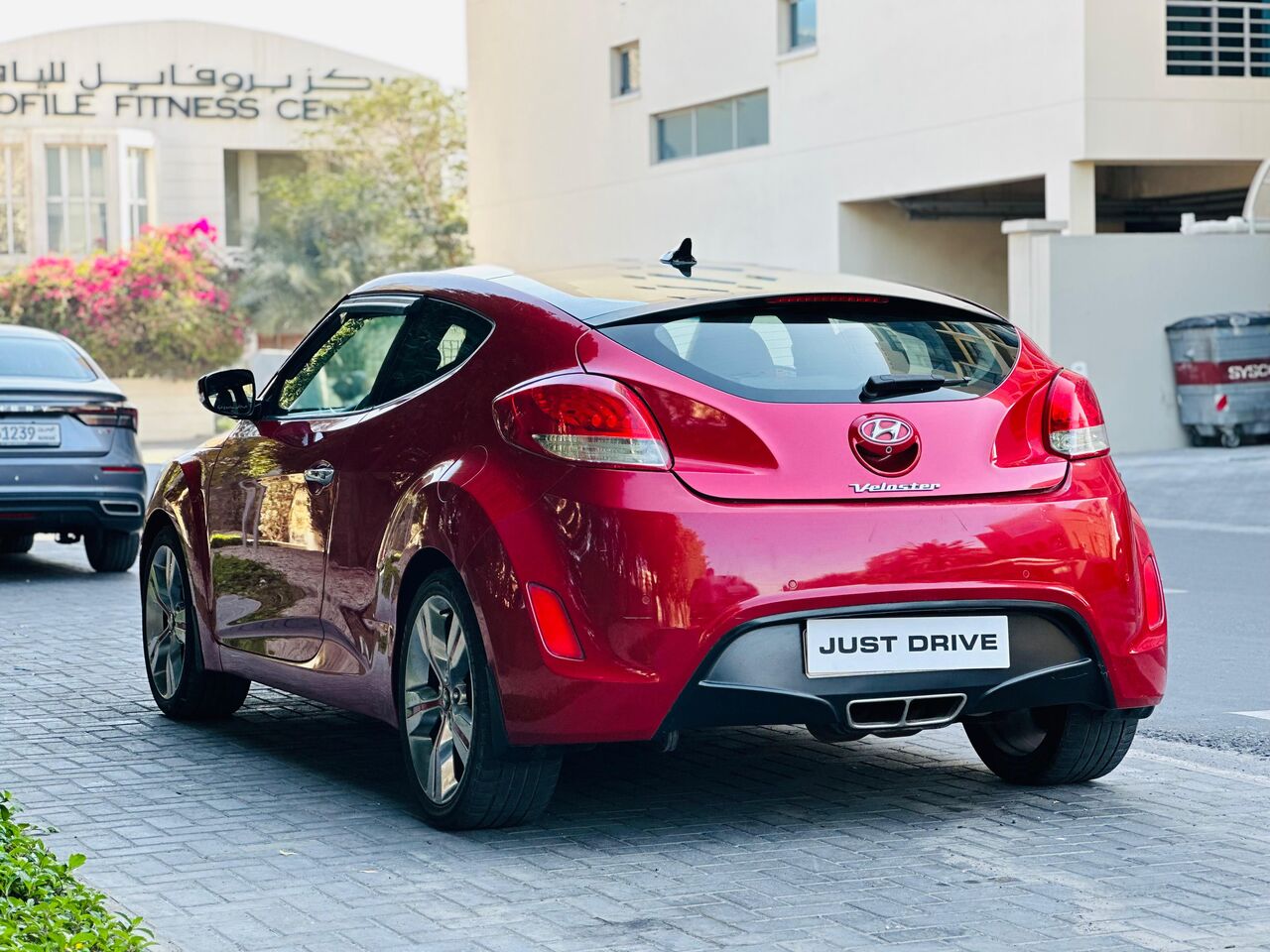 Segaya, Vehicles, Cars & Trucks , BHD 1750,  Hyundai Veloster,  2013,  Automatic,  165000 KM,    MODEL SINGLE OWNER COUPE CALL OR WHATSAPP ON 35400768 ,33665080