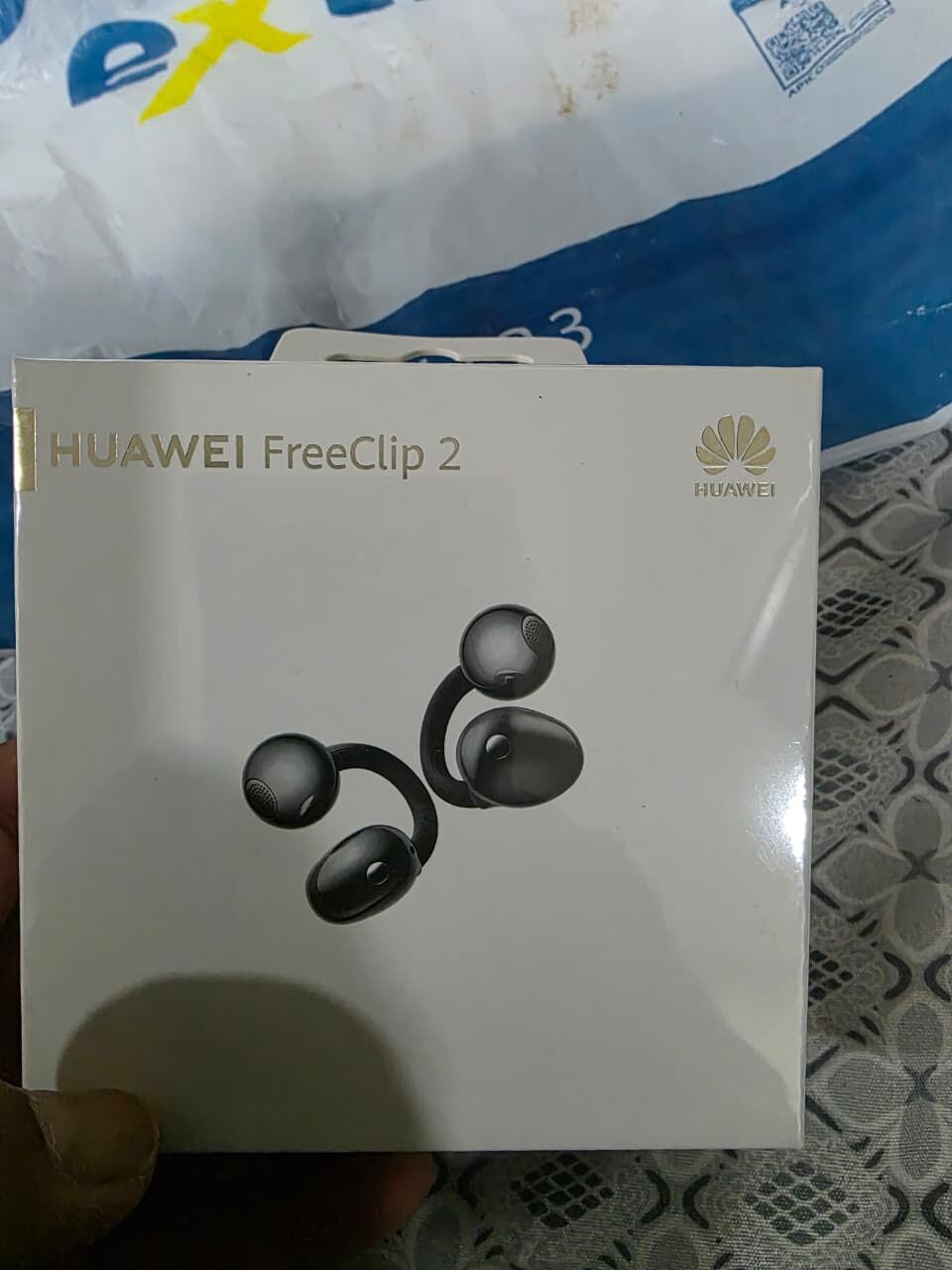 Turaif, Electronics, SAR 600,  Huawei Feeclips 2 (new) Pinpack