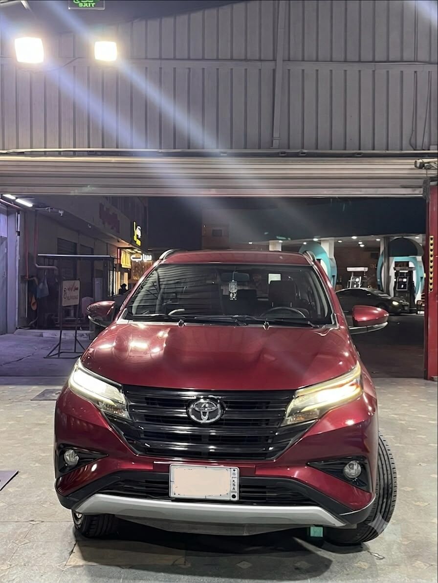 Riyadh, Vehicles, Cars & Trucks , SAR 50000,  Toyota Rush,  2022,  Automatic,  118000 KM,    - Great Condition - Red Color