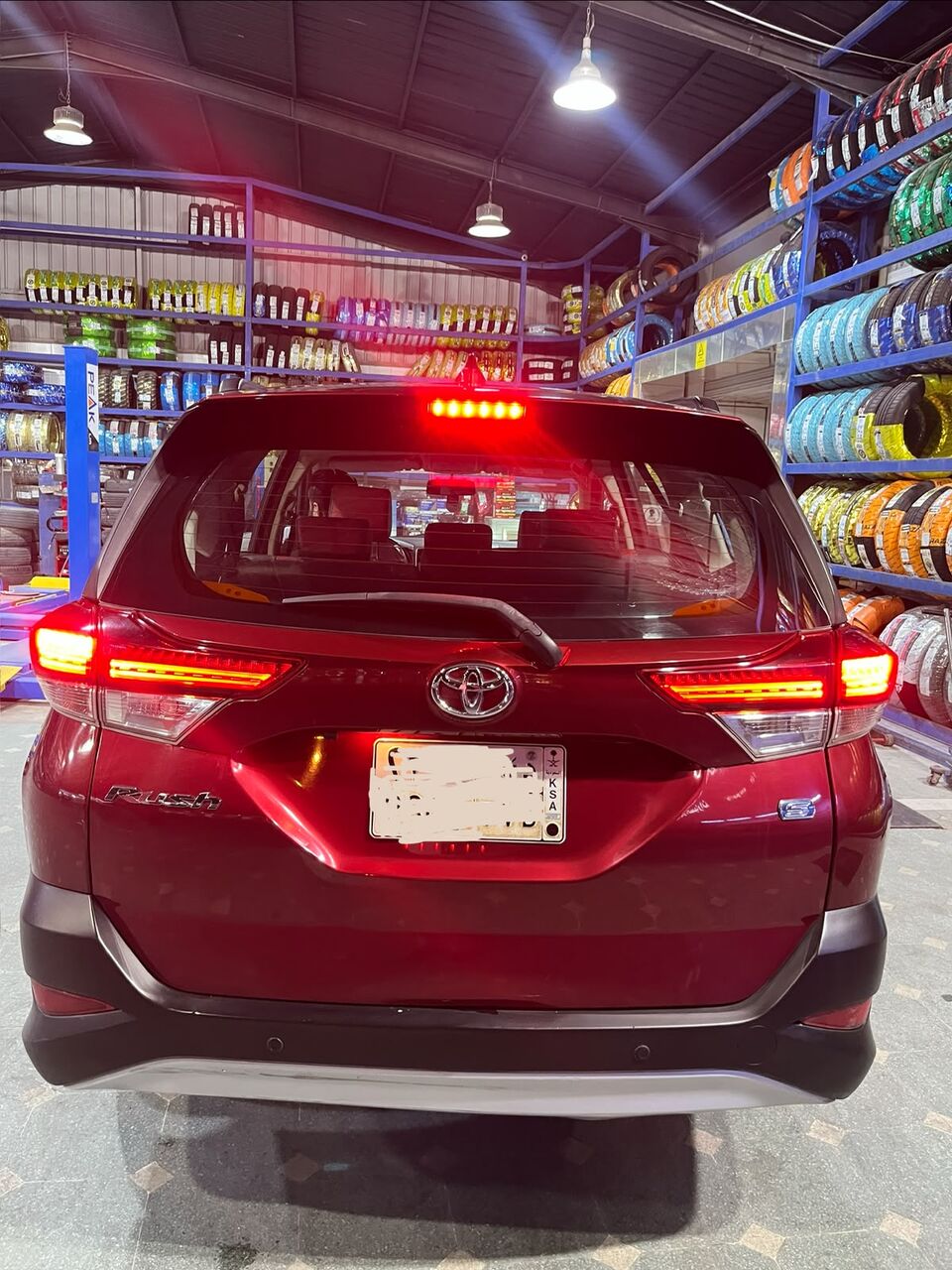 Riyadh, Vehicles, Cars & Trucks , SAR 50000,  Toyota Rush,  2022,  Automatic,  118000 KM,    - Great Condition - Red Color