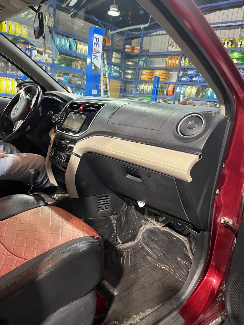 Riyadh, Vehicles, Cars & Trucks , SAR 50000,  Toyota Rush,  2022,  Automatic,  118000 KM,    - Great Condition - Red Color