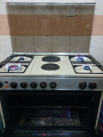 Makkah, Appliances, SAR 650,  European Oven With 6 Plates Gas And Electric