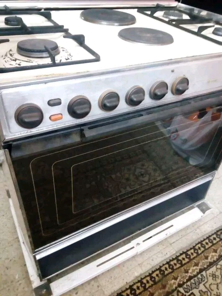 Makkah, Appliances, SAR 650,  European Oven With 6 Plates Gas And Electric