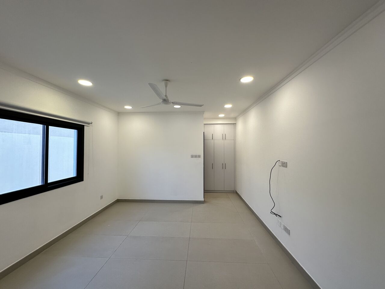 Manama, Villas, BHD 700,  1200 Sq. Meter,  Luxurious Semifurnished Home For Rent